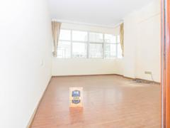 8克拉 1室0厅1厨1卫 31.86m² 精装修出售
