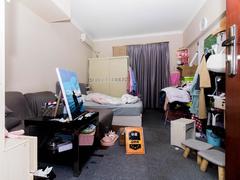 8克拉 1室1厅0厨1卫 36.41m² 精致装修