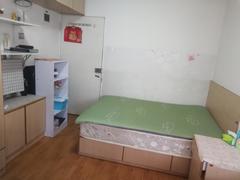 <b class=redBold>旭飞华达园一期</b> 家私电器齐全,拎包入住,看房方便