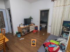 <b class=redBold>旭飞华达园一期</b> 田贝地铁 楼下是沃尔玛 正规1房